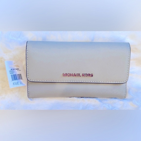 MK! Trifold Leather Wallet/Ash Gray/Jet Set Travel - Picture 1 of 16